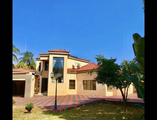 10 BEDROOM PROPERTY TO RENT IN AMANDASIG